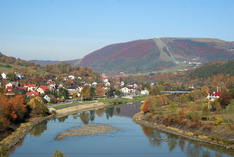 Międzybrodzie Żywieckie - beskidzkie letnisko pełne atrakcji